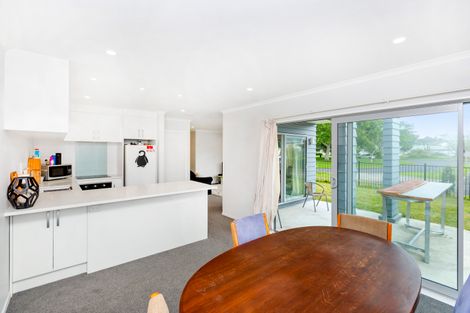 Photo of property in 1/11 Crosher Place, Silverdale, Hamilton, 3216