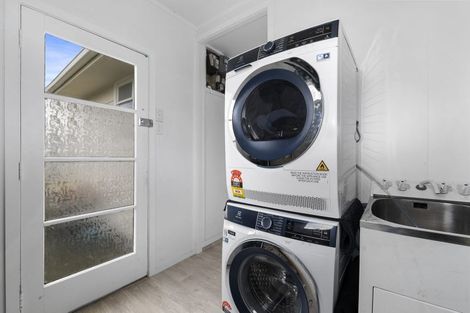 Photo of property in 271 Balmoral Drive, Tokoroa, 3420