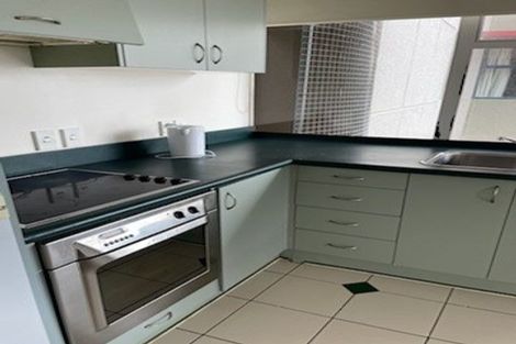 Photo of property in Terrace Tower Apartments, 12a/126 The Terrace, Wellington Central, Wellington, 6011