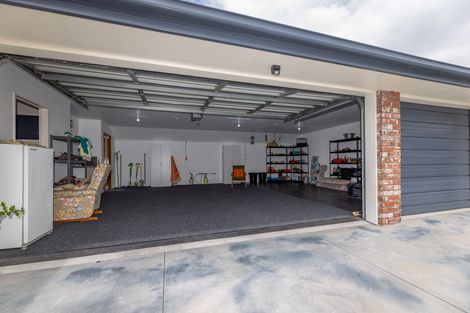 Photo of property in 61 Chesterfield Mews, Russley, Christchurch, 8042