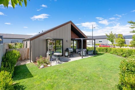 Photo of property in 14 Mount Burke Street, Wanaka, 9305