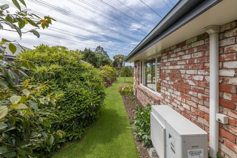 Photo of property in 61 Chesterfield Mews, Russley, Christchurch, 8042