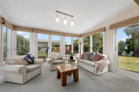 Photo of property in 10 Kellow Street, Wallaceville, Upper Hutt, 5018