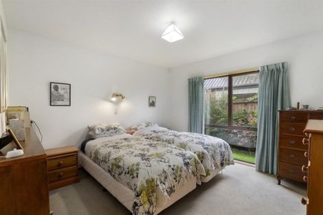Photo of property in 2/11 Harrods Court, Ilam, Christchurch, 8053