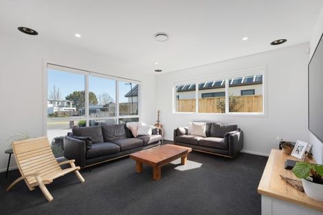 Photo of property in 14 Serenity Drive, Omokoroa, 3114