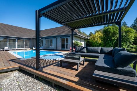 Photo of property in 8 Selwyn Road, Lynmore, Rotorua, 3010