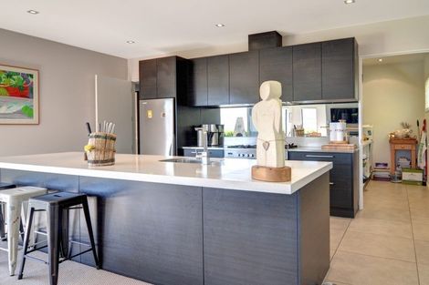 Photo of property in 56 Jacks Point Rise, Jacks Point, Queenstown, 9371