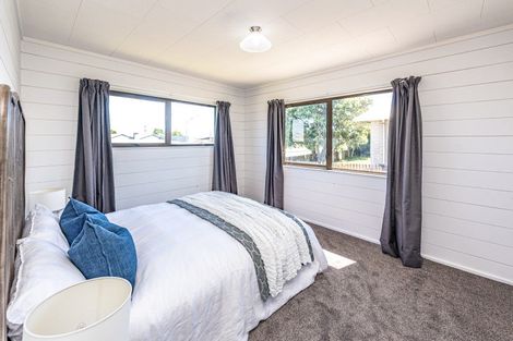 Photo of property in 110 Hinau Street, Castlecliff, Whanganui, 4501