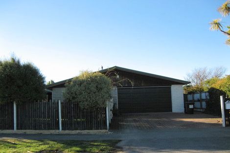 Photo of property in 1056 Lower Styx Road, Brooklands, Christchurch, 8083