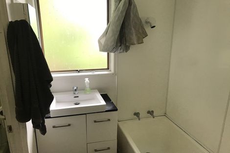 Photo of property in 62 Lavery Place, Sunnynook, Auckland, 0632