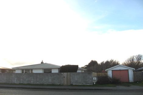 Photo of property in 14 West Plains Road, Waikiwi, Invercargill, 9810