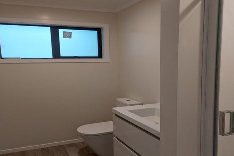 Photo of property in 16a Royal Street, Upper Hutt Central, Upper Hutt, 5018