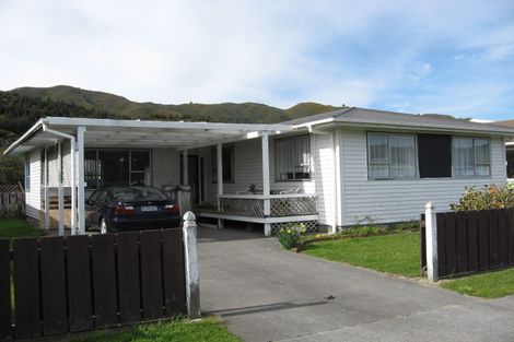 Photo of property in 166 Wise Street, Wainuiomata, Lower Hutt, 5014