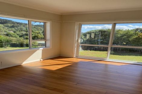 Photo of property in 16 Chester Road, Tawa, Wellington, 5028