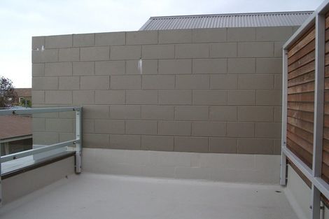 Photo of property in 1/450 Barbadoes Street, Edgeware, Christchurch, 8013