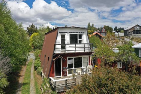 Photo of property in 11 Allan Street, Lake Tekapo, 7999