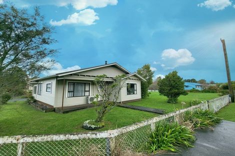 Photo of property in 2 Golf Links Road, Kaiata, Greymouth, 7805