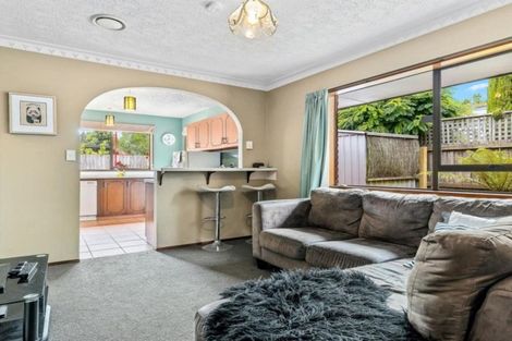 Photo of property in 242 Memorial Avenue, Burnside, Christchurch, 8053