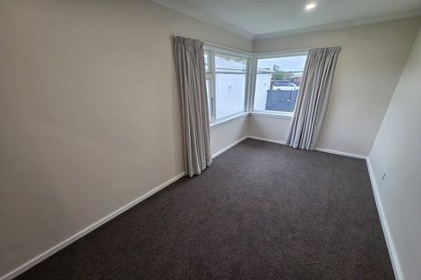 Photo of property in 11 Grimseys Road, Redwood, Christchurch, 8051