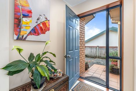 Photo of property in 19 Angel Way, Stanmore Bay, Whangaparaoa, 0932