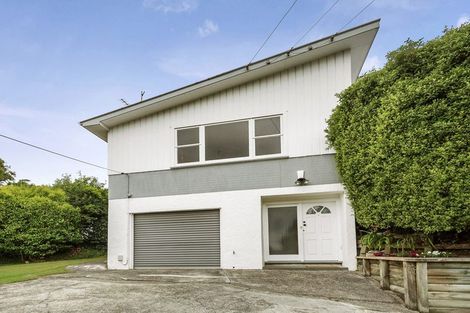 Photo of property in 114 Redwood Avenue, Tawa, Wellington, 5028