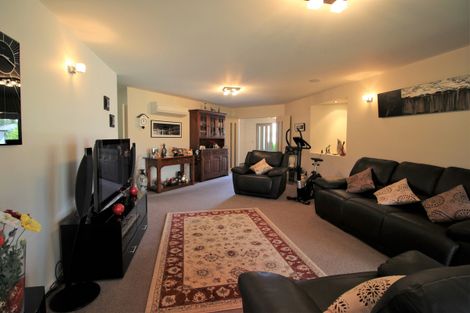 Photo of property in 28 Briar Crescent, Alexandra, 9320