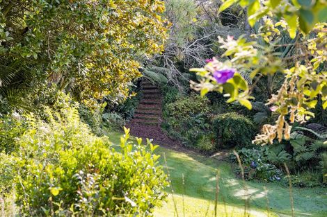 Photo of property in 1135 Scenic Drive North, Swanson, Auckland, 0816