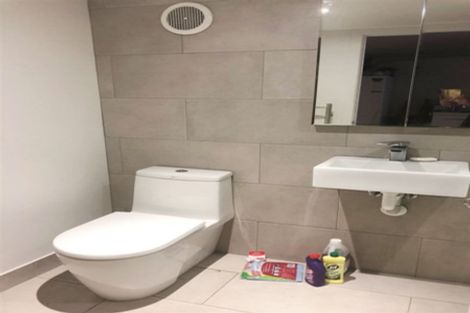 Photo of property in 17 Beverly Place, New Lynn, Auckland, 0600