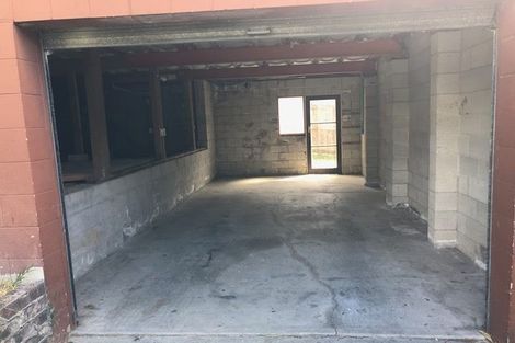 Photo of property in 162 Hutchinson Avenue, New Lynn, Auckland, 0600