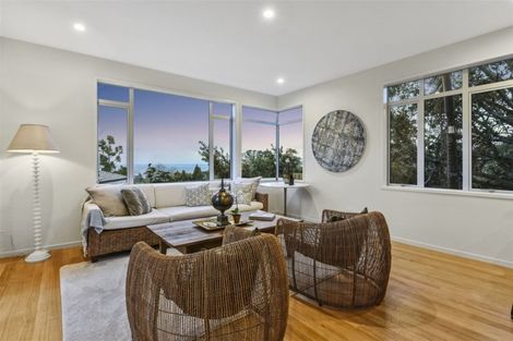 Photo of property in 1/56 Castor Bay Road, Castor Bay, Auckland, 0620