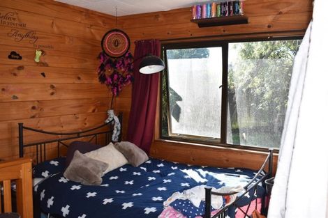 Photo of property in 24 Fisher Place, Carterton, 5713