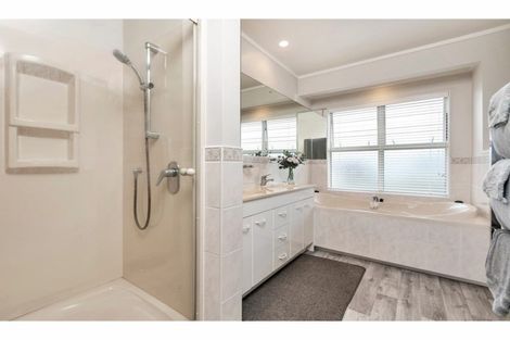 Photo of property in 12 Marlin Street, West Harbour, Auckland, 0618