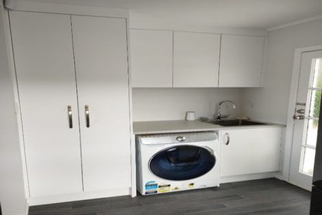 Photo of property in 4b Cedar Street, Maungaraki, Lower Hutt, 5010