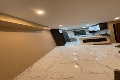 Photo of property in 16 Rogers Road, Manurewa, Auckland, 2102