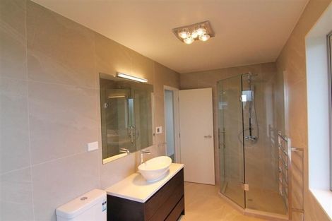 Photo of property in 31 Pickaberry Avenue, Karaka, Papakura, 2113