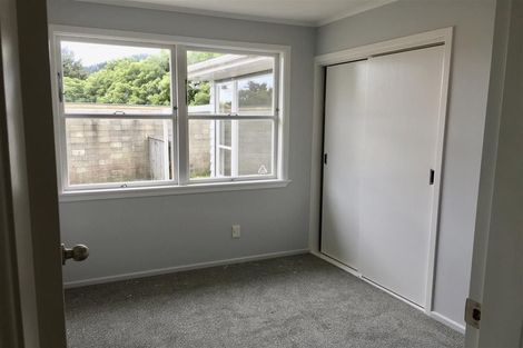 Photo of property in 13 Brazier Grove, Paraparaumu, 5032