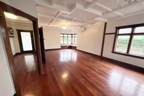 Photo of property in 37 Moana Avenue, Onehunga, Auckland, 1061