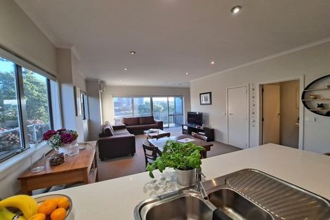 Photo of property in The Strand, 1/16 Ronald Street, Strandon, New Plymouth, 4312