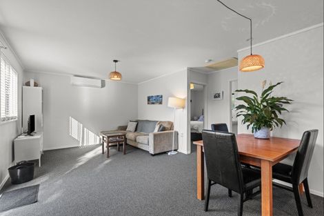 Photo of property in 69 Polson Hill Drive, Aokautere, Palmerston North, 4471