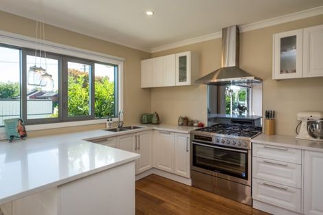 Photo of property in 48a Mcfaddens Road, St Albans, Christchurch, 8052