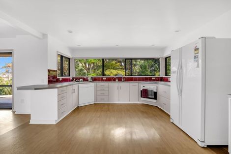 Photo of property in 64 Rhinevale Close, Henderson, Auckland, 0612