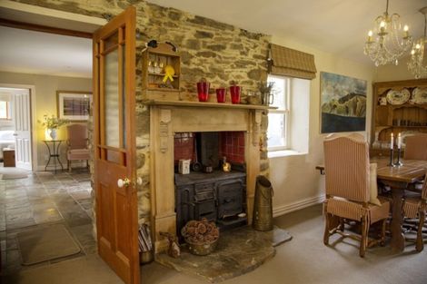 Photo of property in Lombardy Cottage, 162 Shepherds Flat Road, Cambrians, Oturehua, 9386