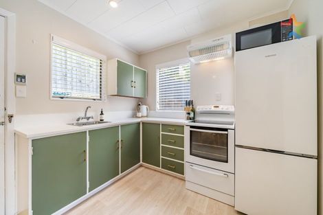 Photo of property in 85a Mulberry Street, Normandale, Lower Hutt, 5010