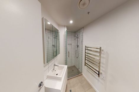 Photo of property in Pinnacle Apartments, E403/160 Victoria Street, Te Aro, Wellington, 6011