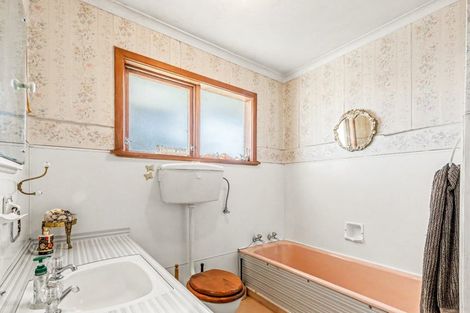 Photo of property in 20 West Way, Durie Hill, Whanganui, 4500