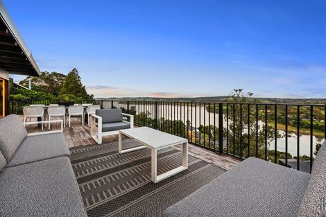 Photo of property in 175 Sandspit Road, Shelly Park, Auckland, 2014