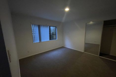 Photo of property in 1/72 Derwent Street, Island Bay, Wellington, 6023