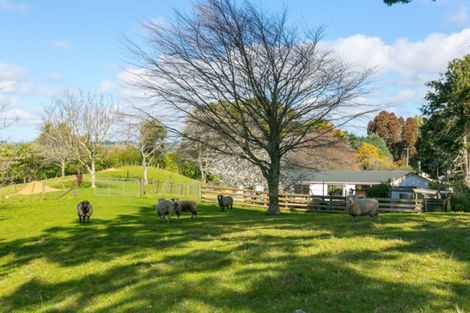 Photo of property in 328 Henwood Road, Hillsborough, New Plymouth, 4372