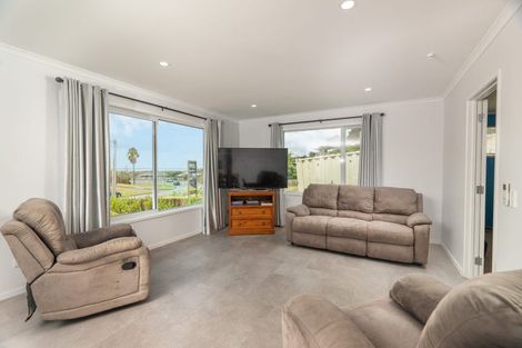 Photo of property in 38 Whangarei Heads Road, Onerahi, Whangarei, 0110