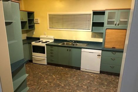 Photo of property in 21 Thorn Street, Caversham, Dunedin, 9012